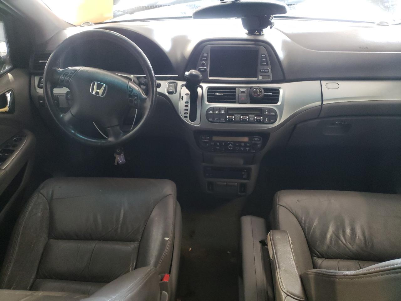 2010 Honda Odyssey - Image 8