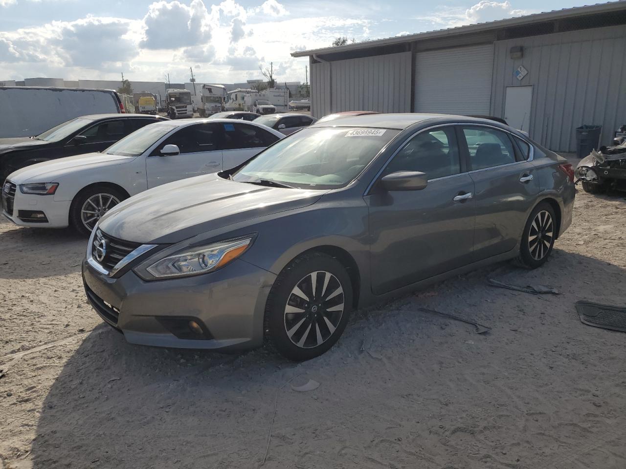 2018 Nissan Altima - Image 1