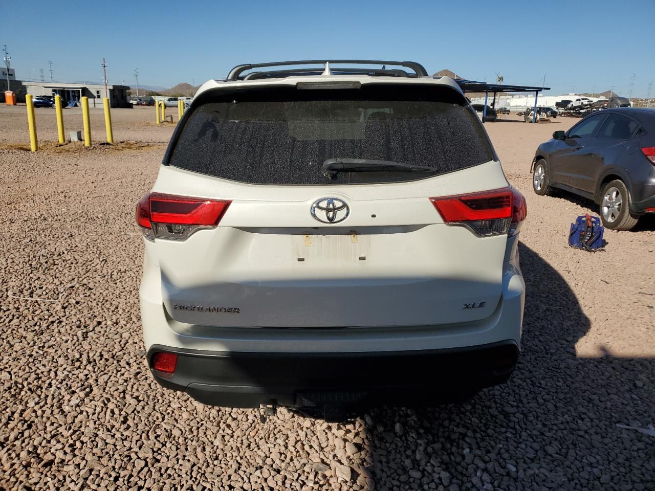 2019 Toyota Highlander - Image 6