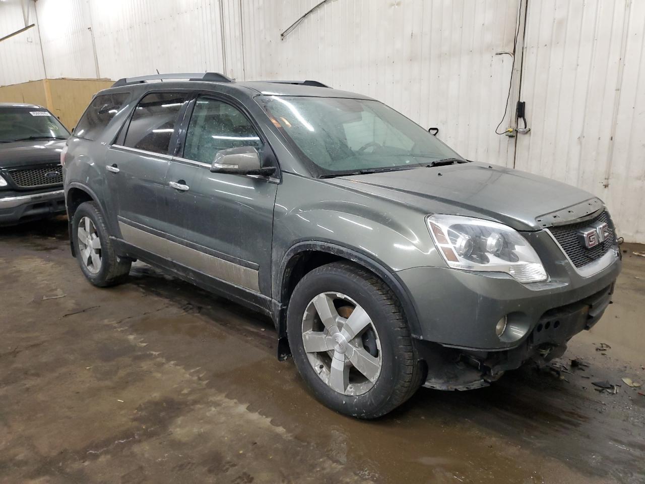 2011 GMC Acadia - Image 4