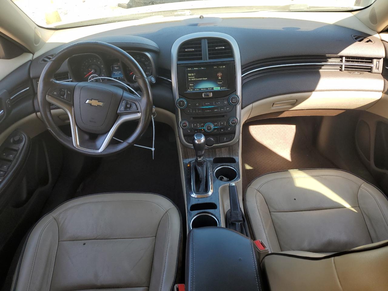 2016 Chevrolet Malibu - Image 8
