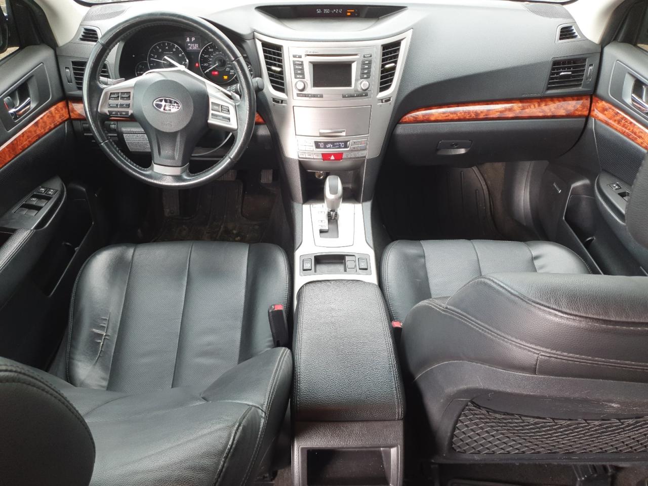 2012 Subaru Outback - Image 8