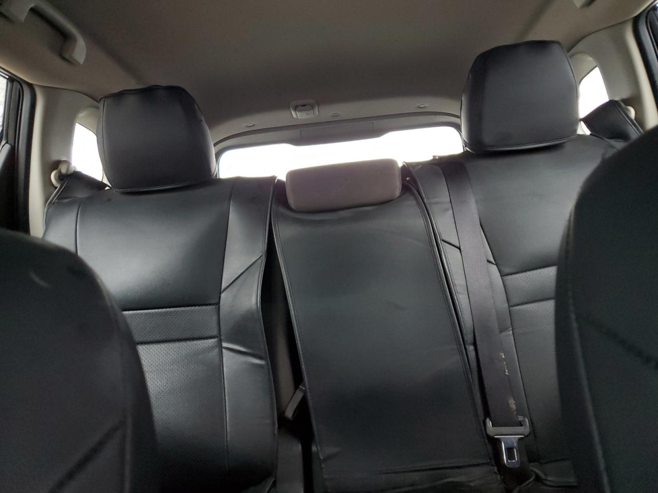 2016 Nissan Rogue - Image 10