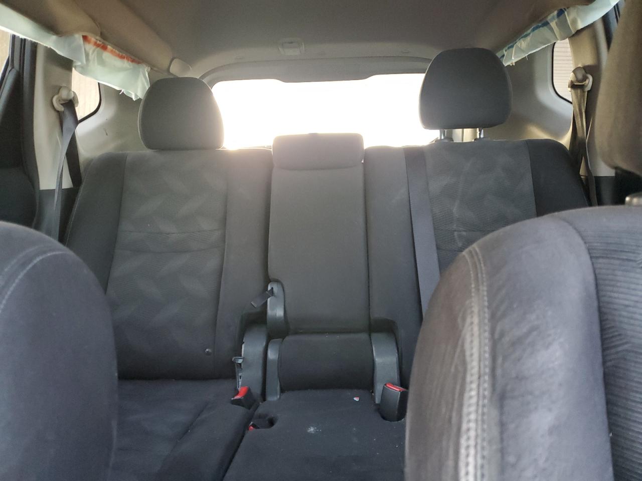 2015 Nissan Rogue - Image 10