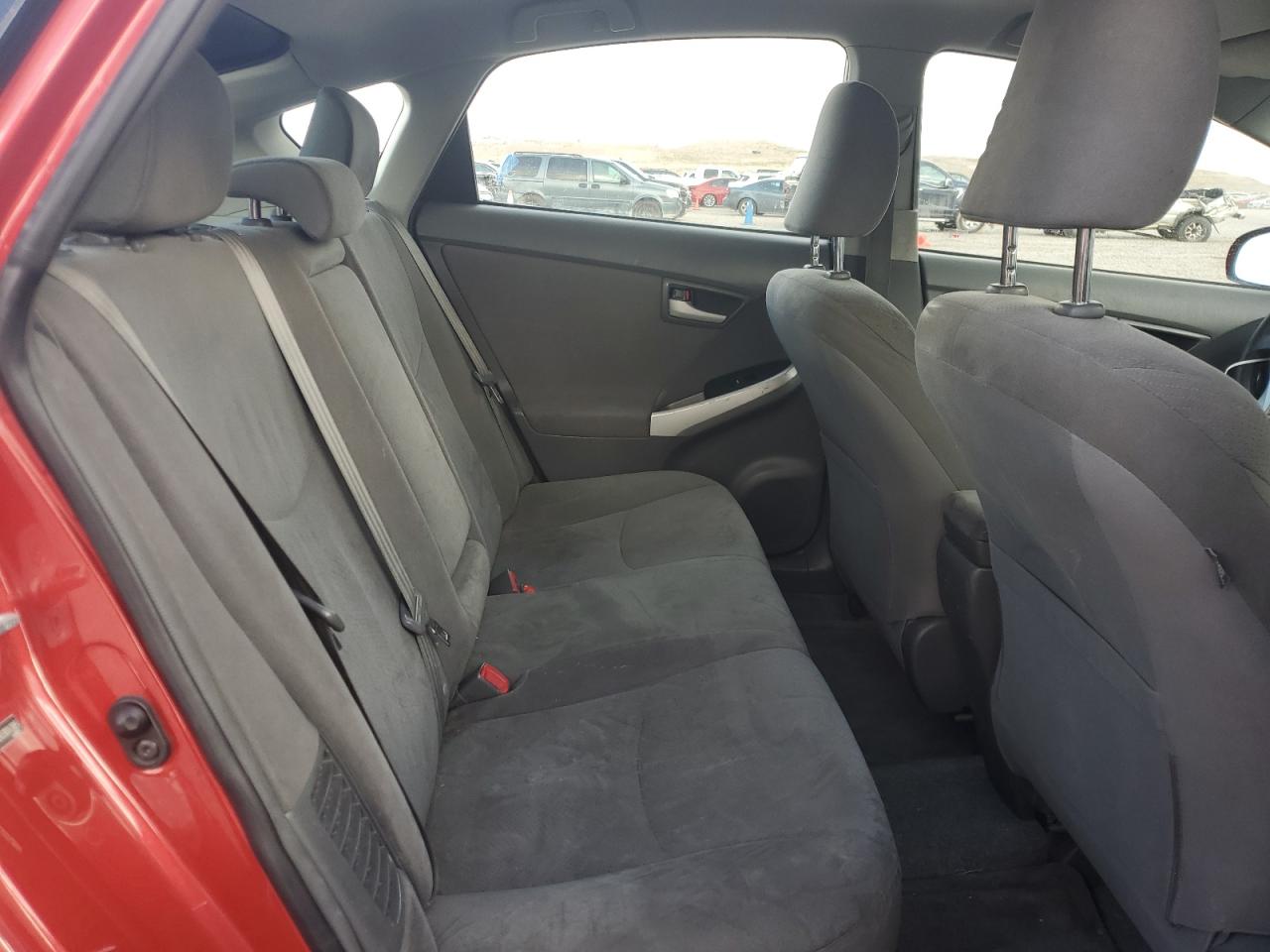 2011 Toyota Prius - Image 10