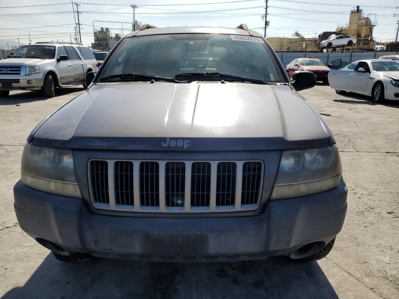 2004 Jeep Grand Cherokee - Image 5