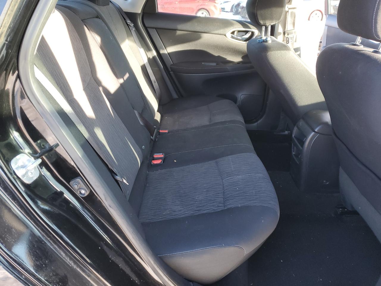 2014 Nissan Sentra - Image 10