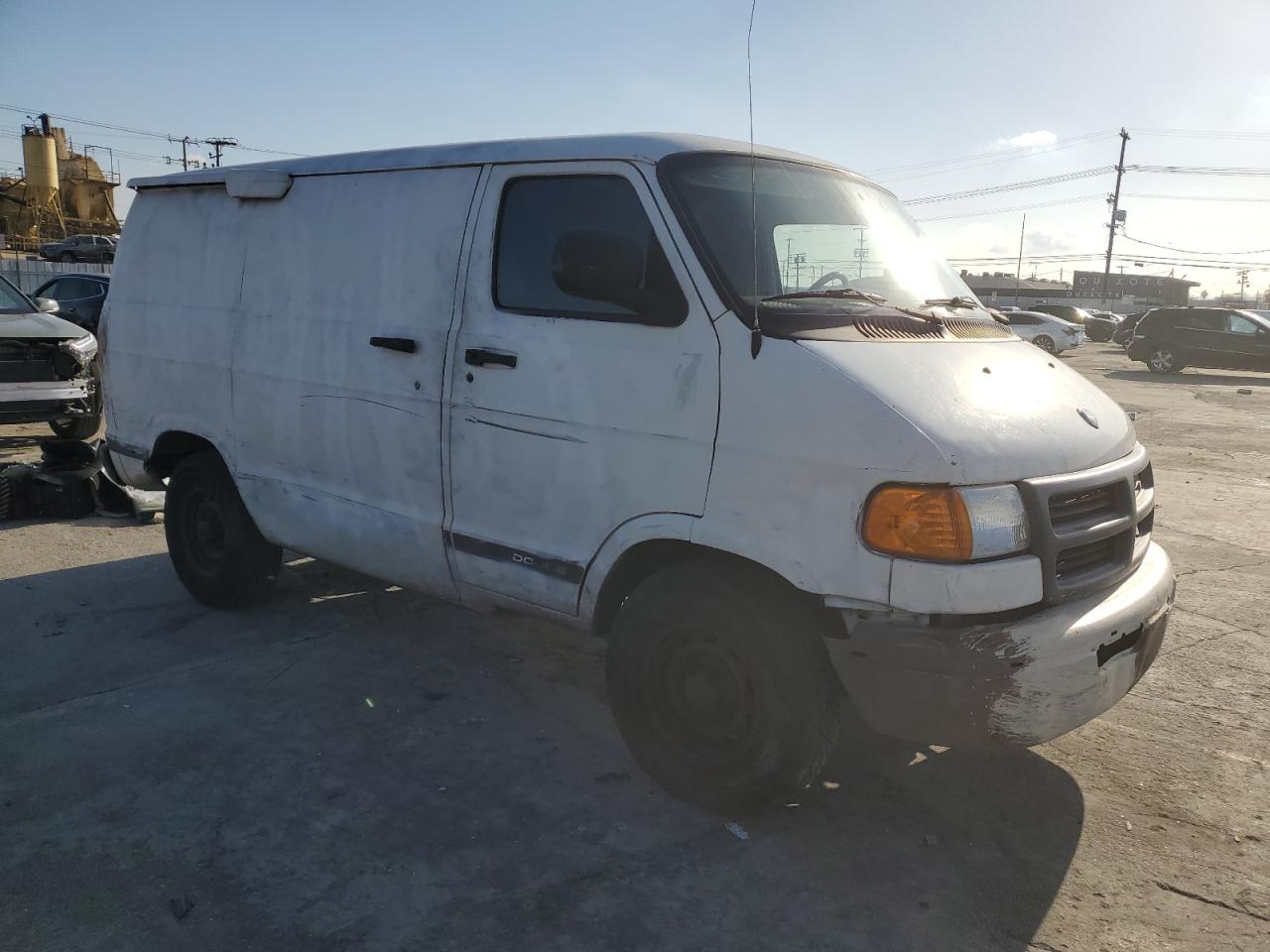 2001 Dodge RAM Van - Image 4