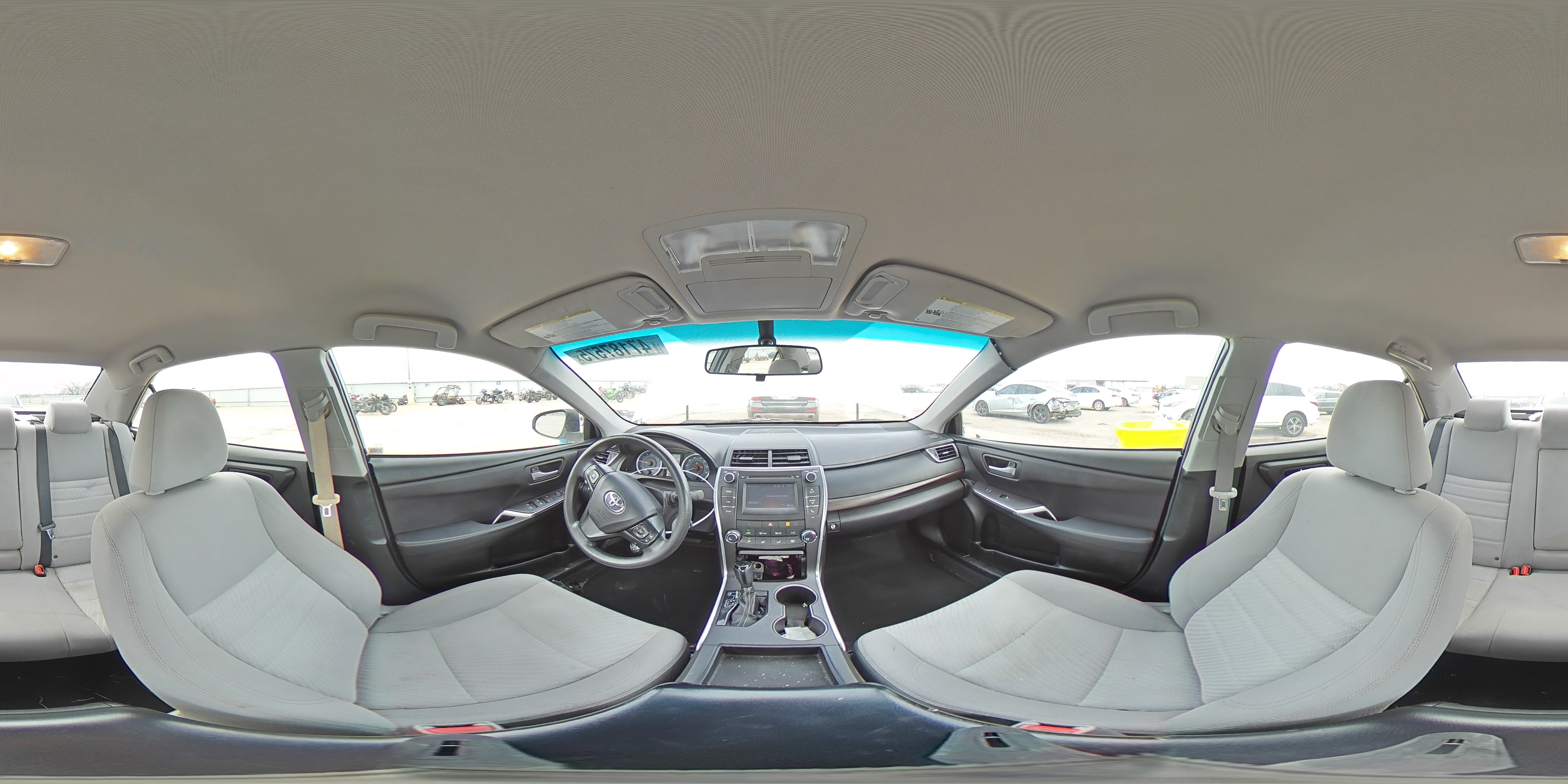 2016 Toyota Camry - Image 13