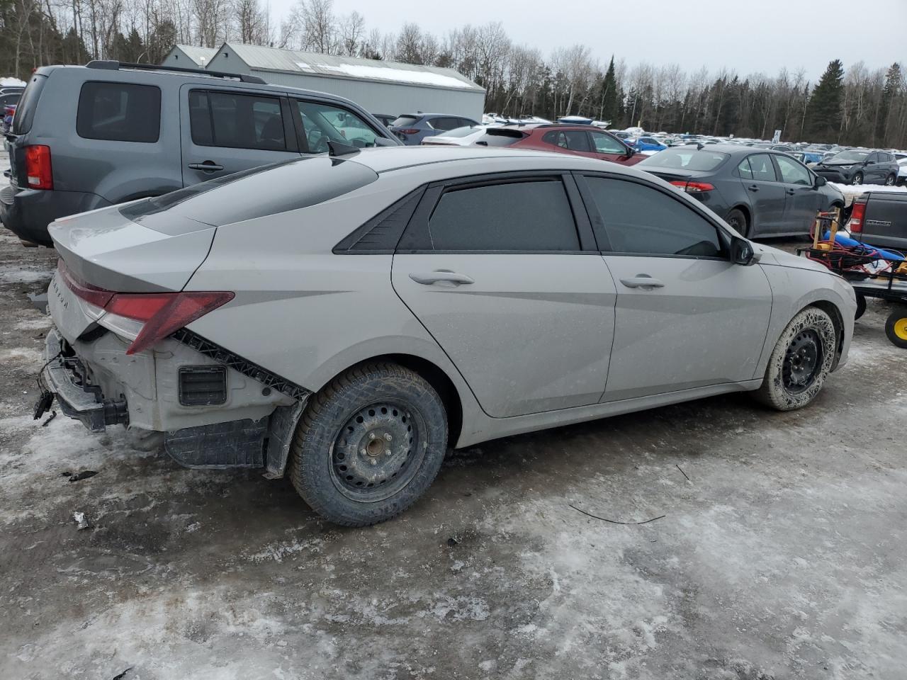 2021 Hyundai Elantra - Image 3