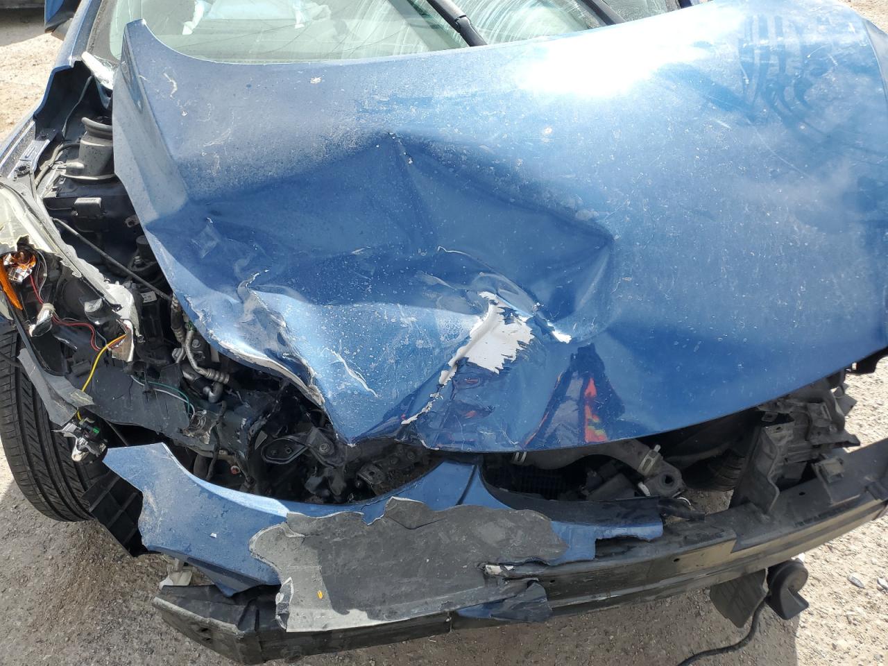 2016 Hyundai Elantra - Image 11