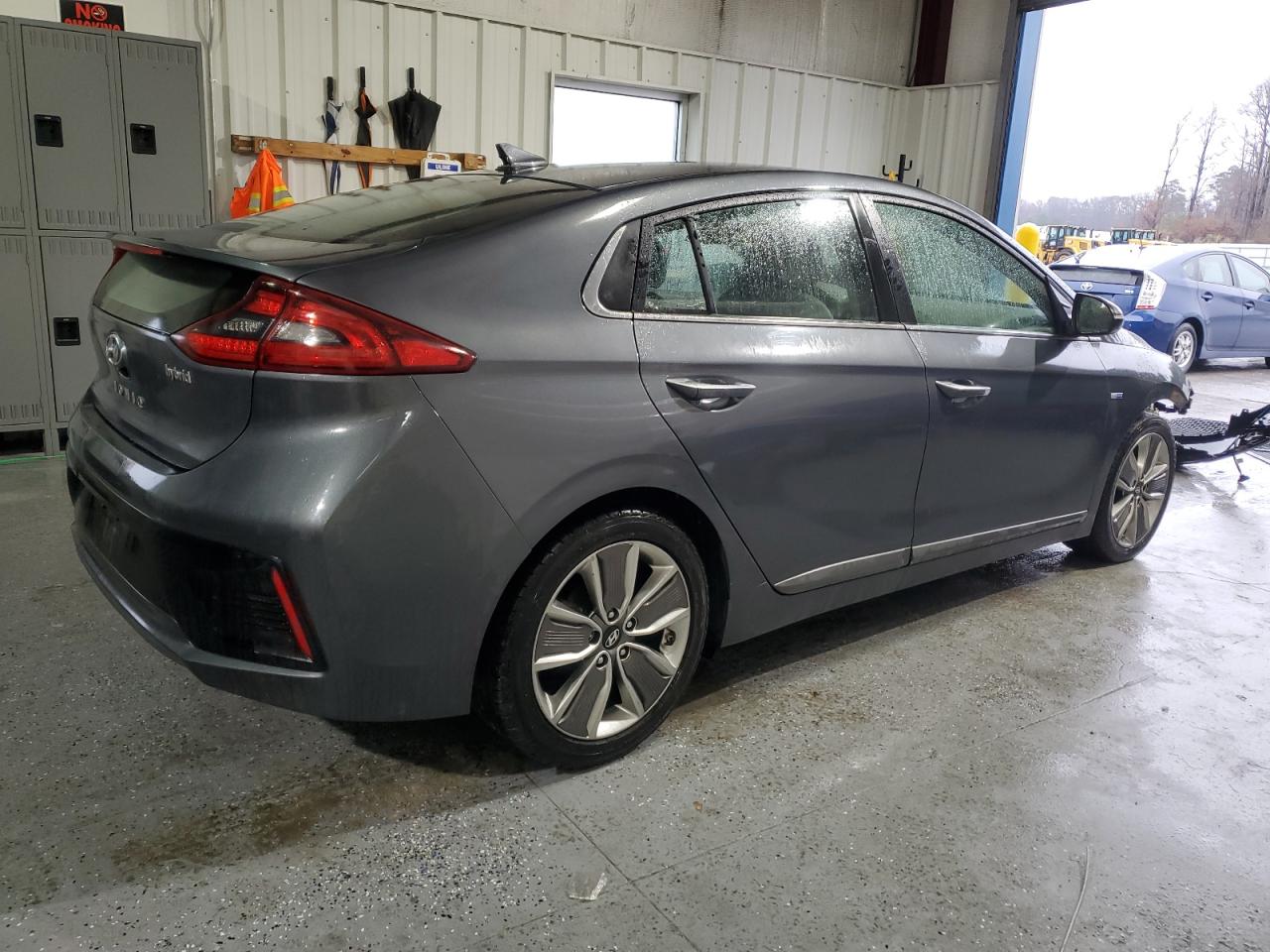 2017 Hyundai IONIQ - Image 3