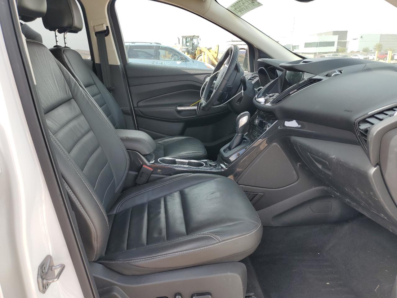 2016 Ford Escape - Image 10