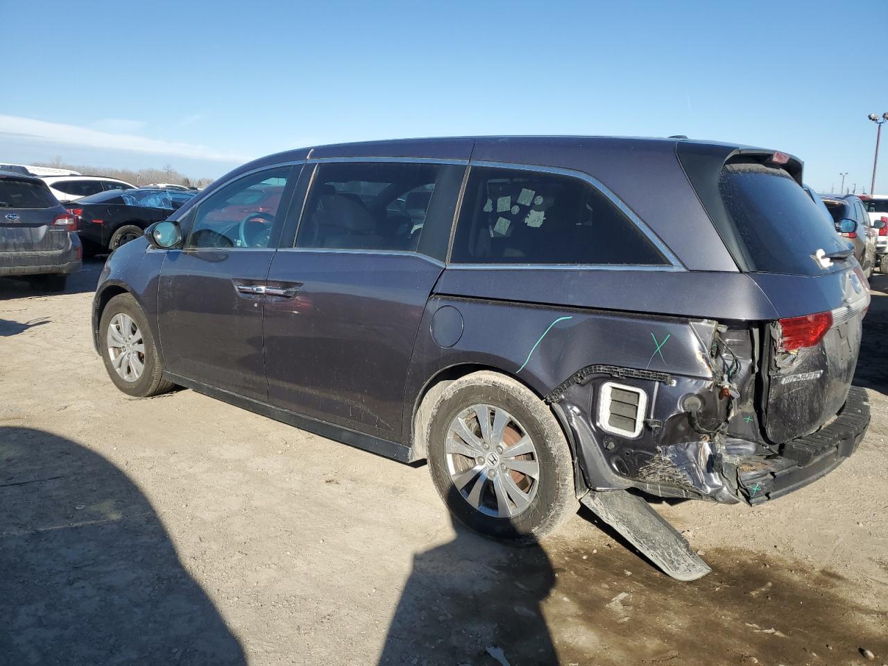 2015 Honda Odyssey - Image 2