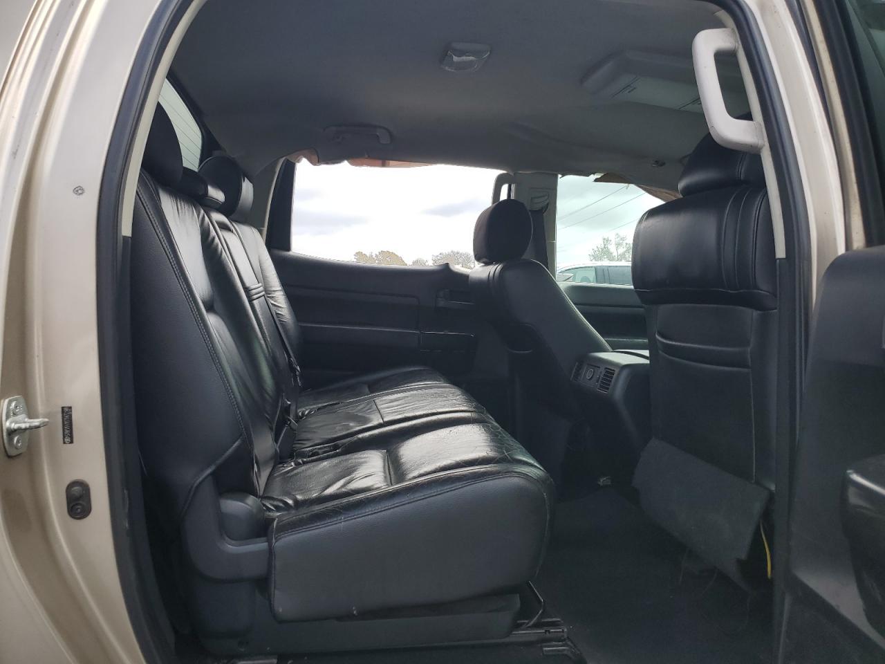 2007 Toyota Tundra - Image 10