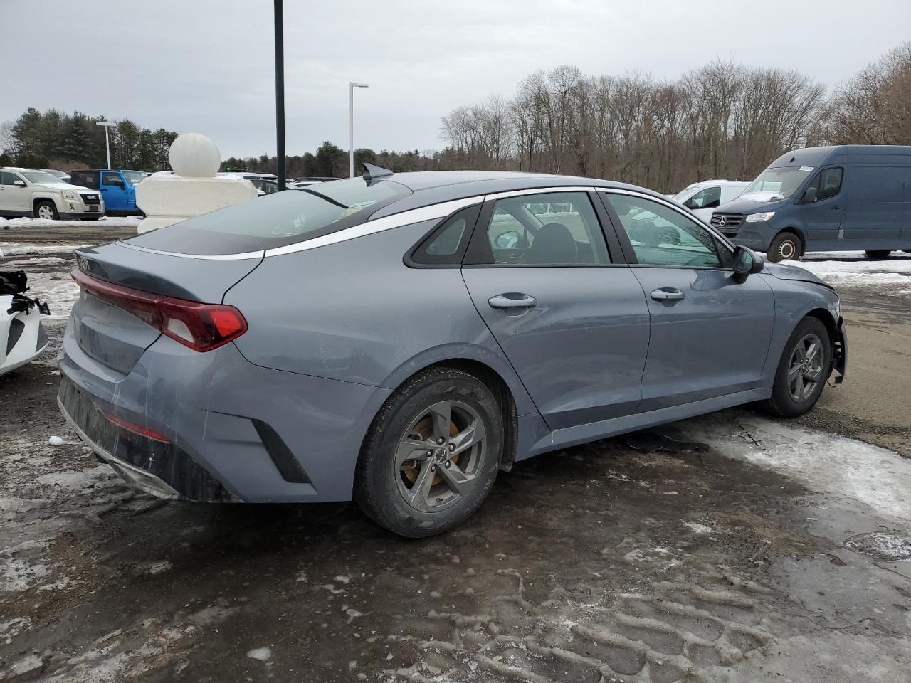 2023 Kia K5 - Image 3