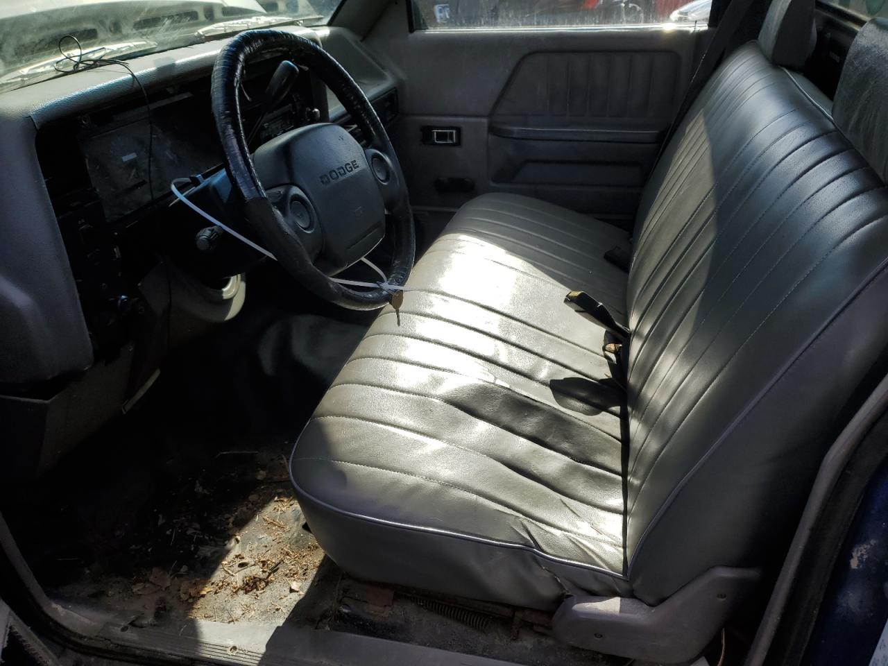 1996 Dodge Dakota - Image 7