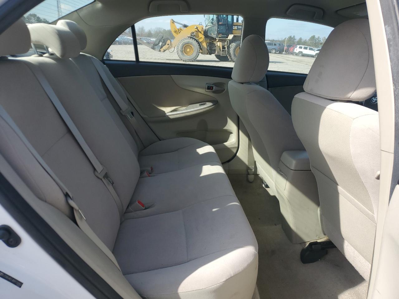 2011 Toyota Corolla - Image 11