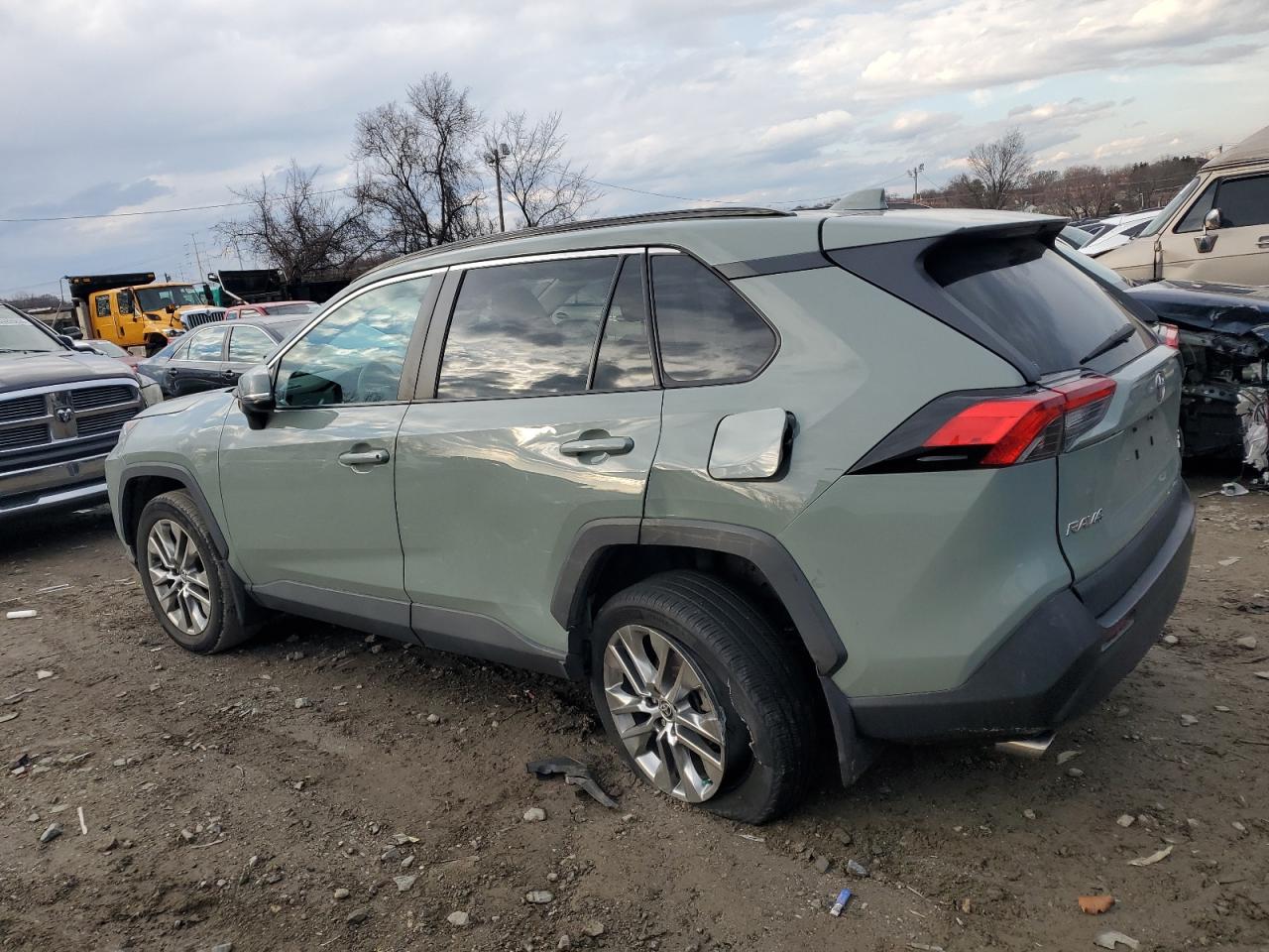 2021 Toyota RAV 4 - Image 2