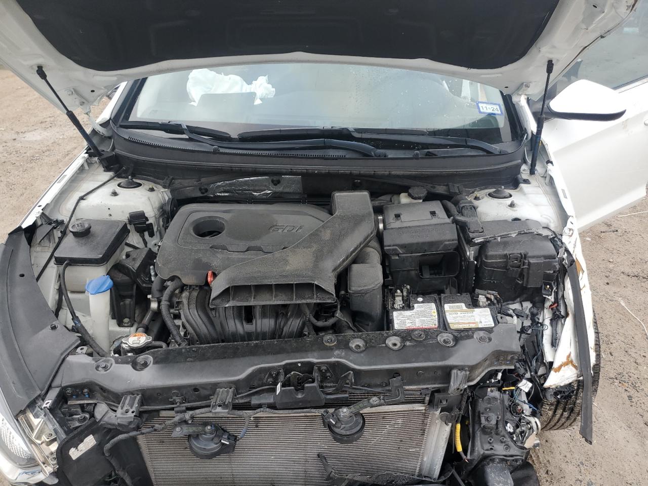 2018 Hyundai Sonata - Image 11