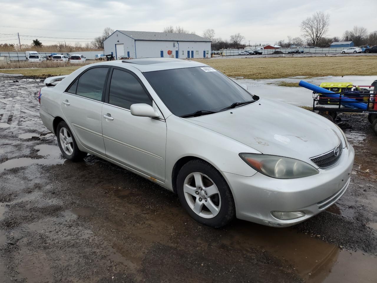 2004 Toyota Camry - Image 4