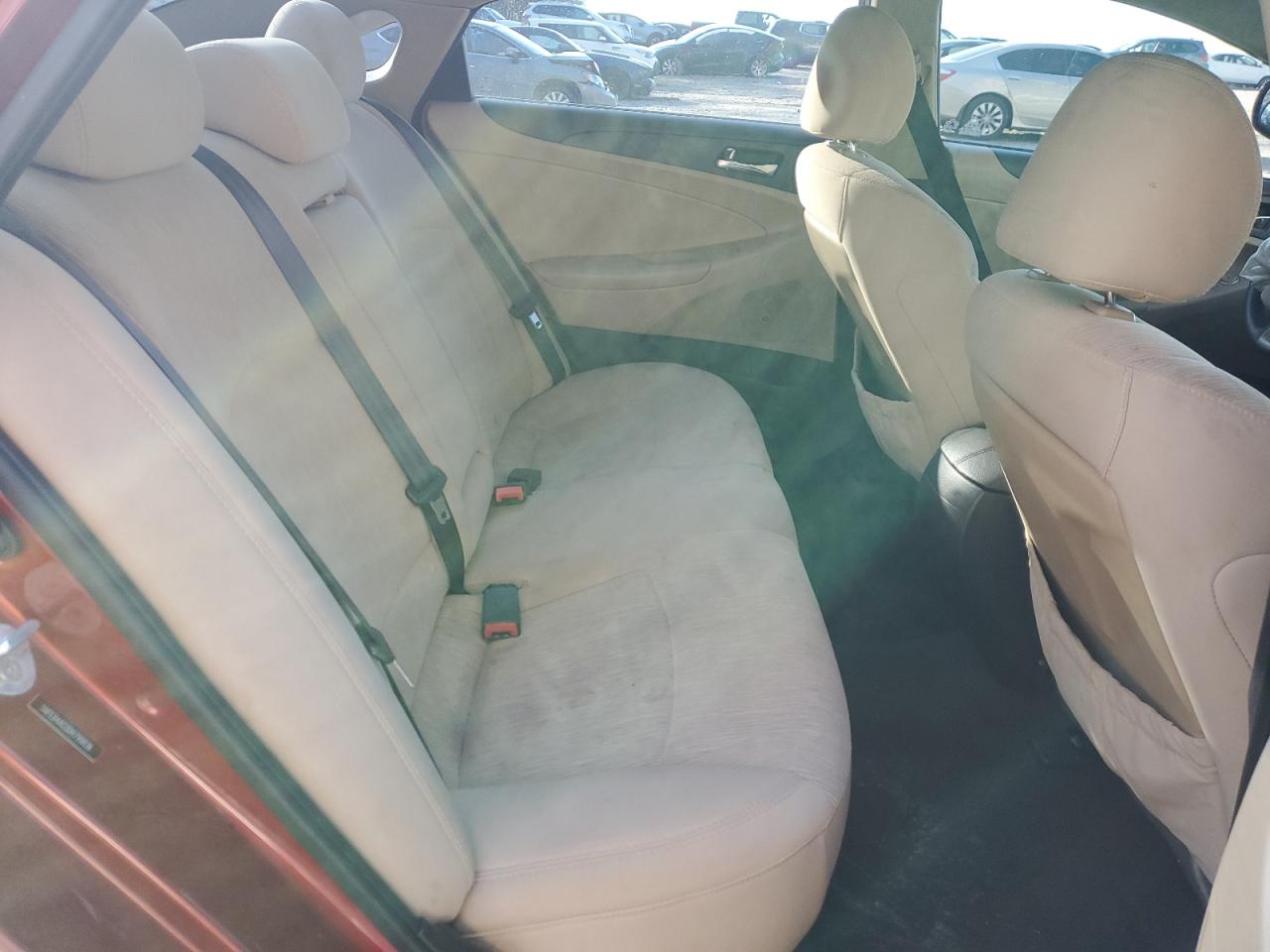 2013 Hyundai Sonata - Image 11