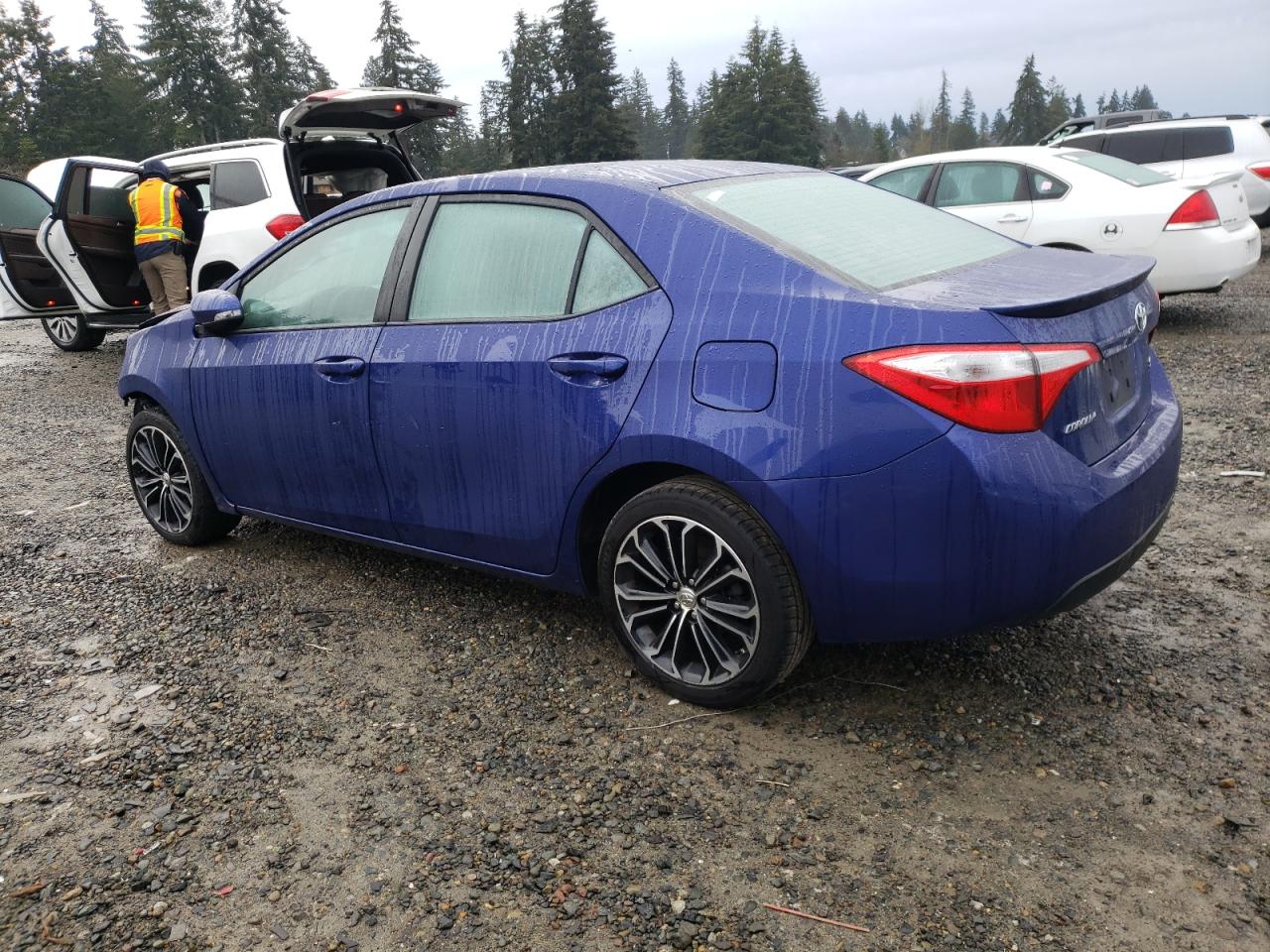 2015 Toyota Corolla - Image 2