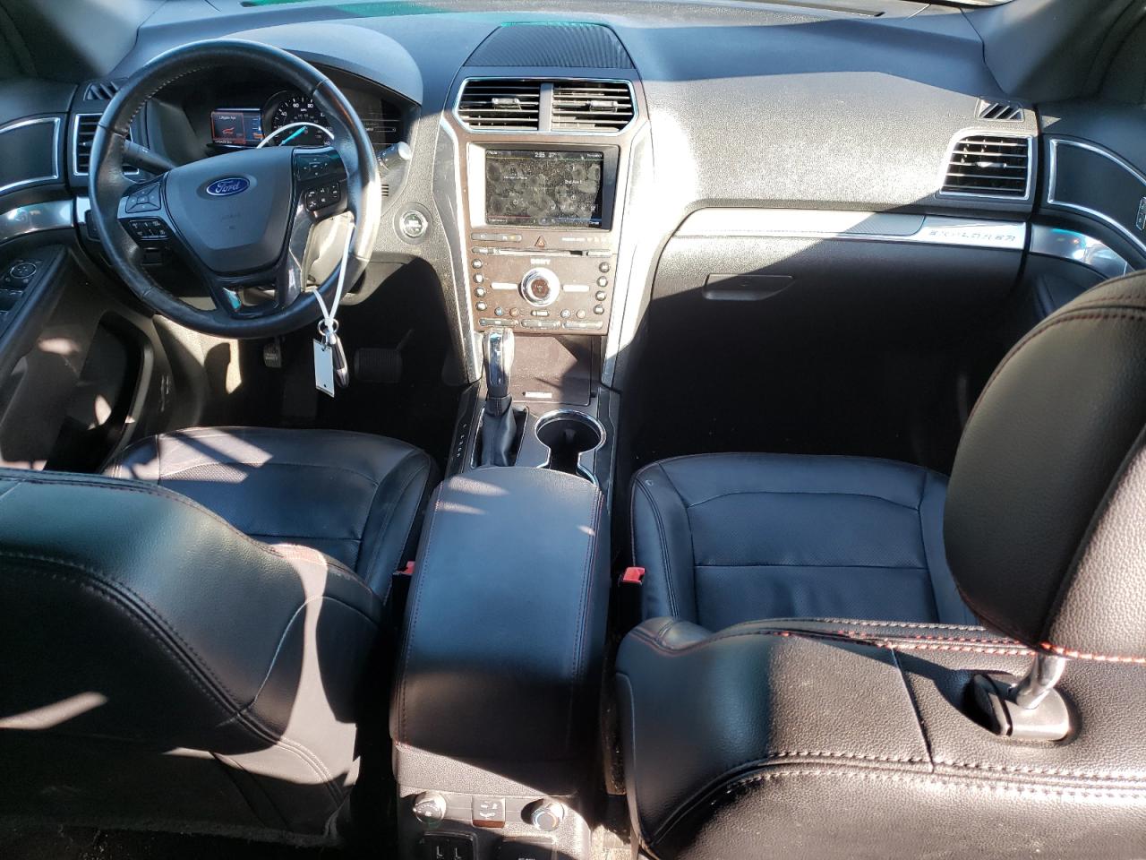 2016 Ford Explorer - Image 8