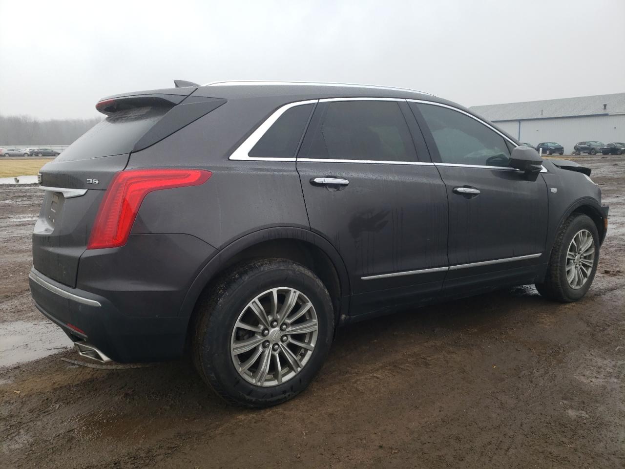 2018 Cadillac XT5 - Image 3