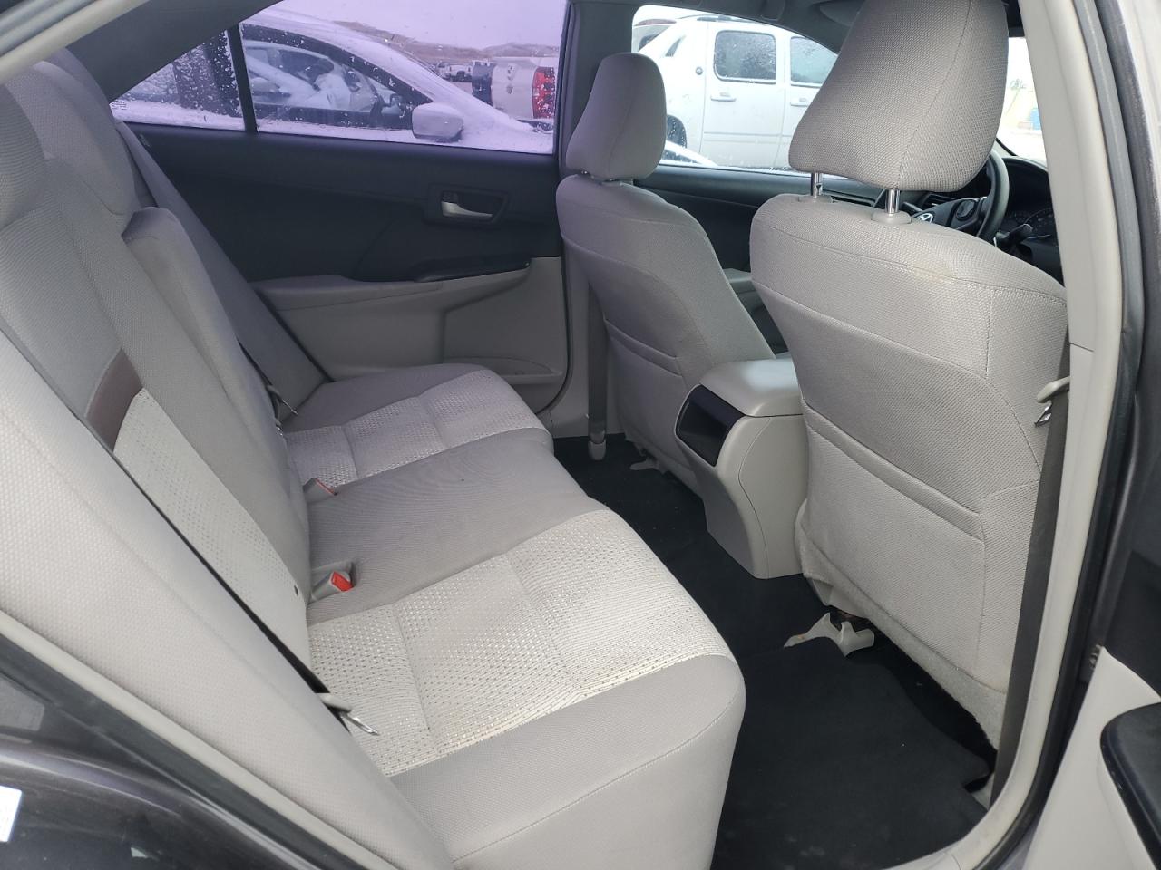 2014 Toyota Camry - Image 10