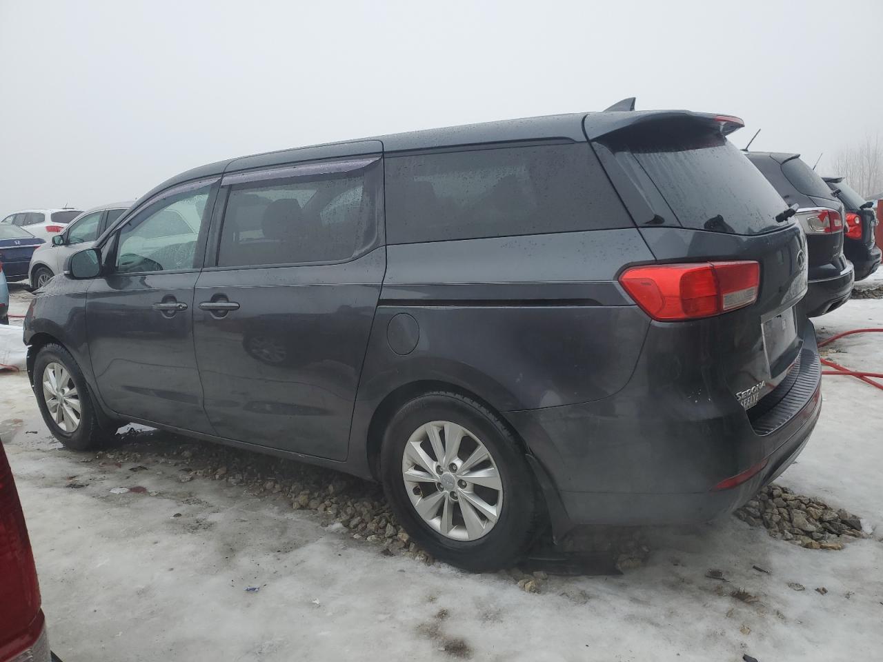 2017 Kia Sedona - Image 2