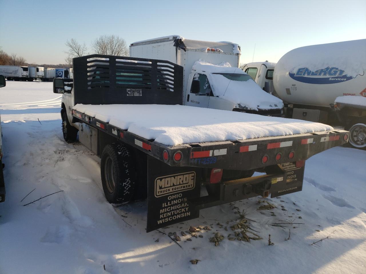 2011 Ford F350 - Image 2