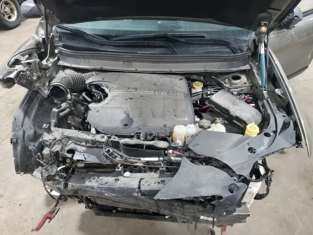 2021 Jeep Cherokee - Image 12