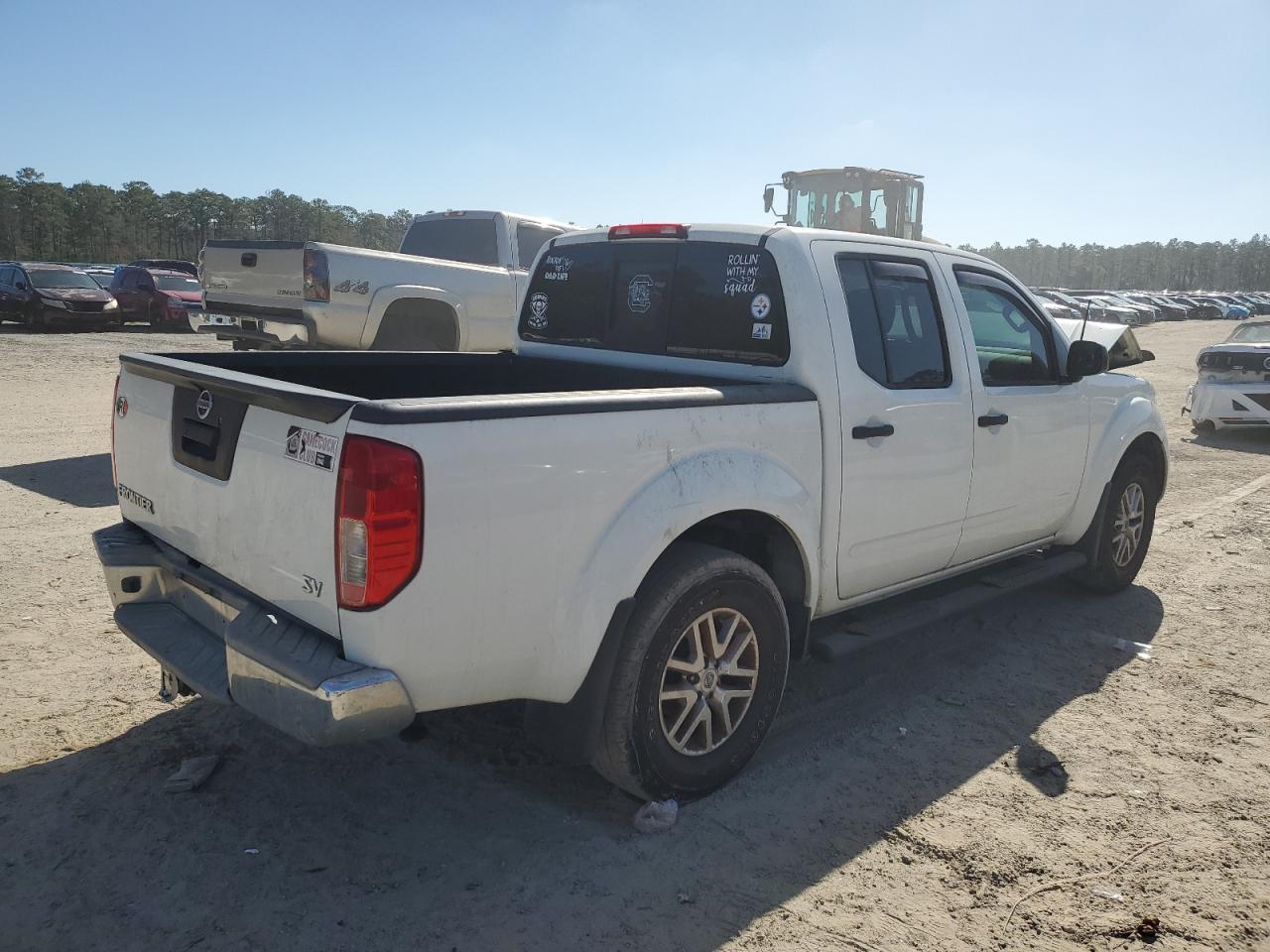2015 Nissan Navara (Frontier) - Image 3