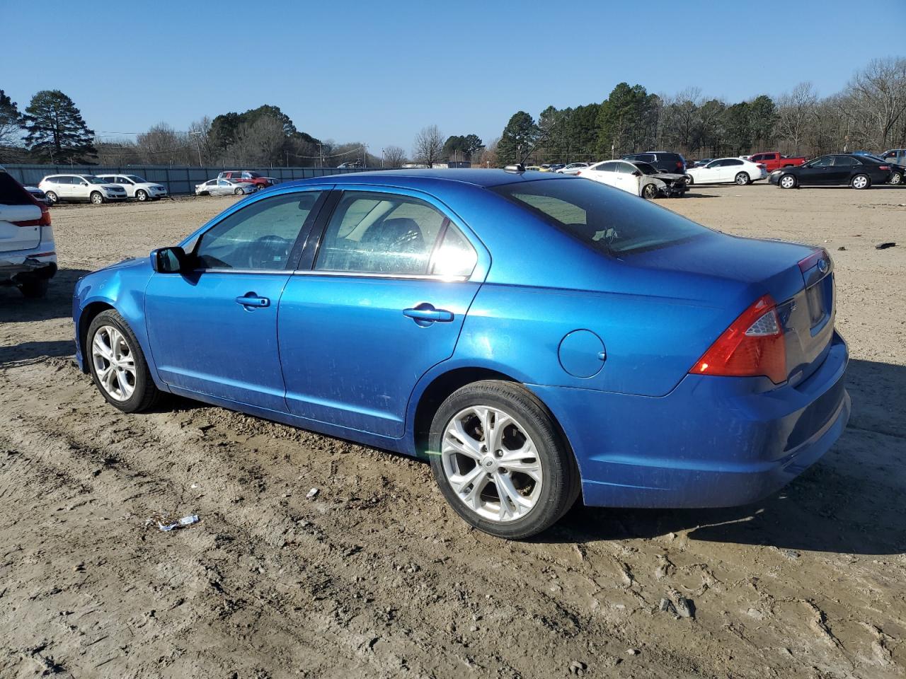 2012 Ford Fusion - Image 2