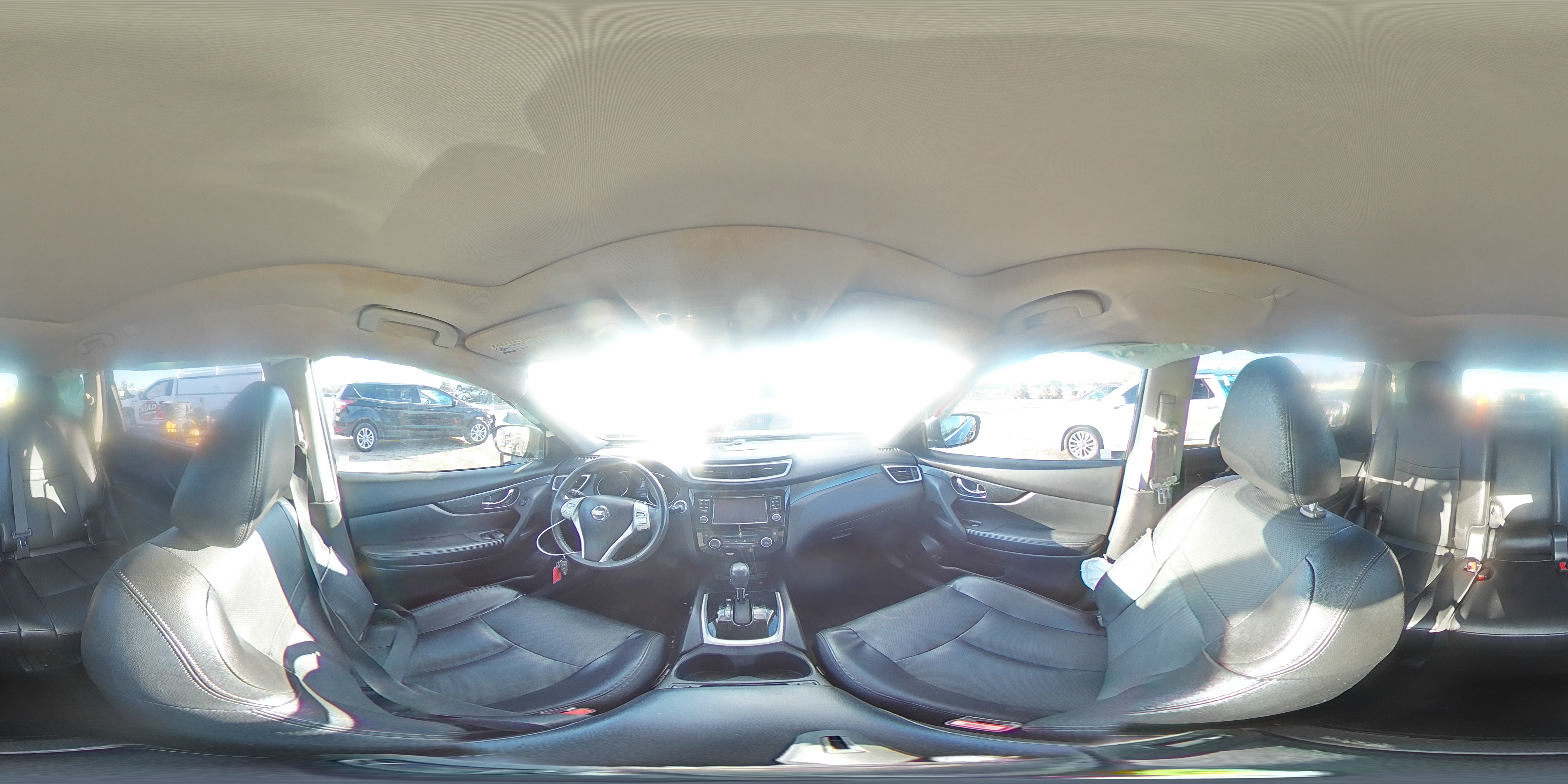 2016 Nissan Rogue - Image 13