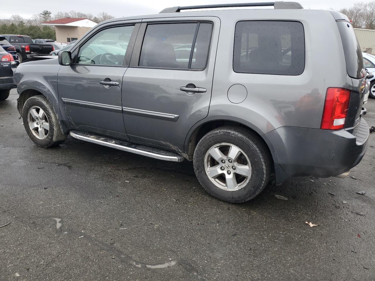 2011 Honda Pilot - Image 2