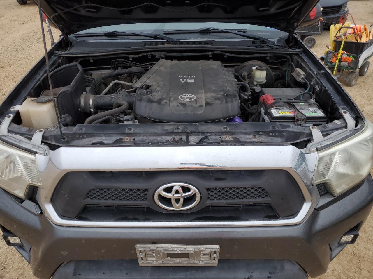 2014 Toyota Tacoma - Image 11