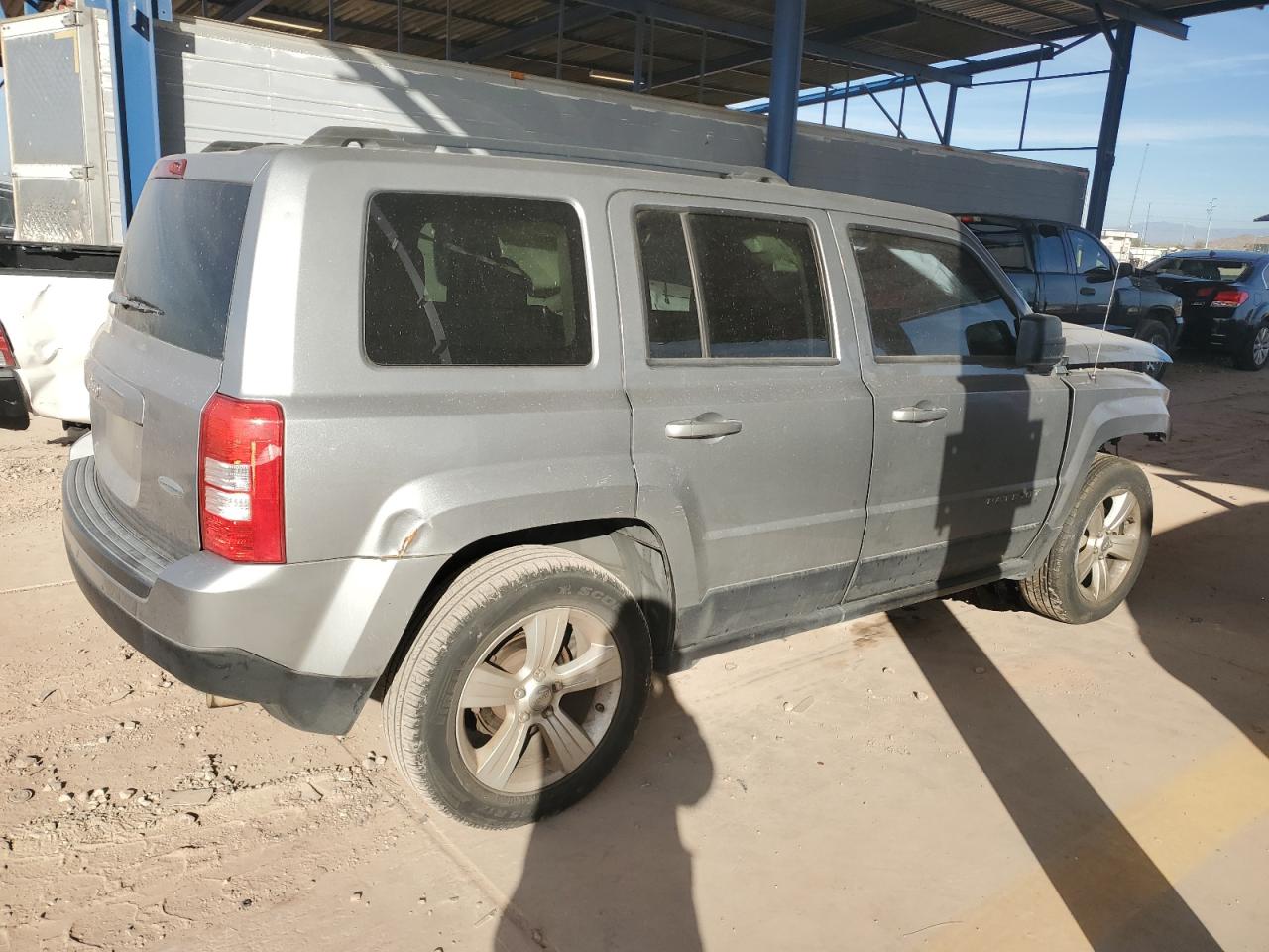 2015 Jeep Liberty (Patriot) - Image 3