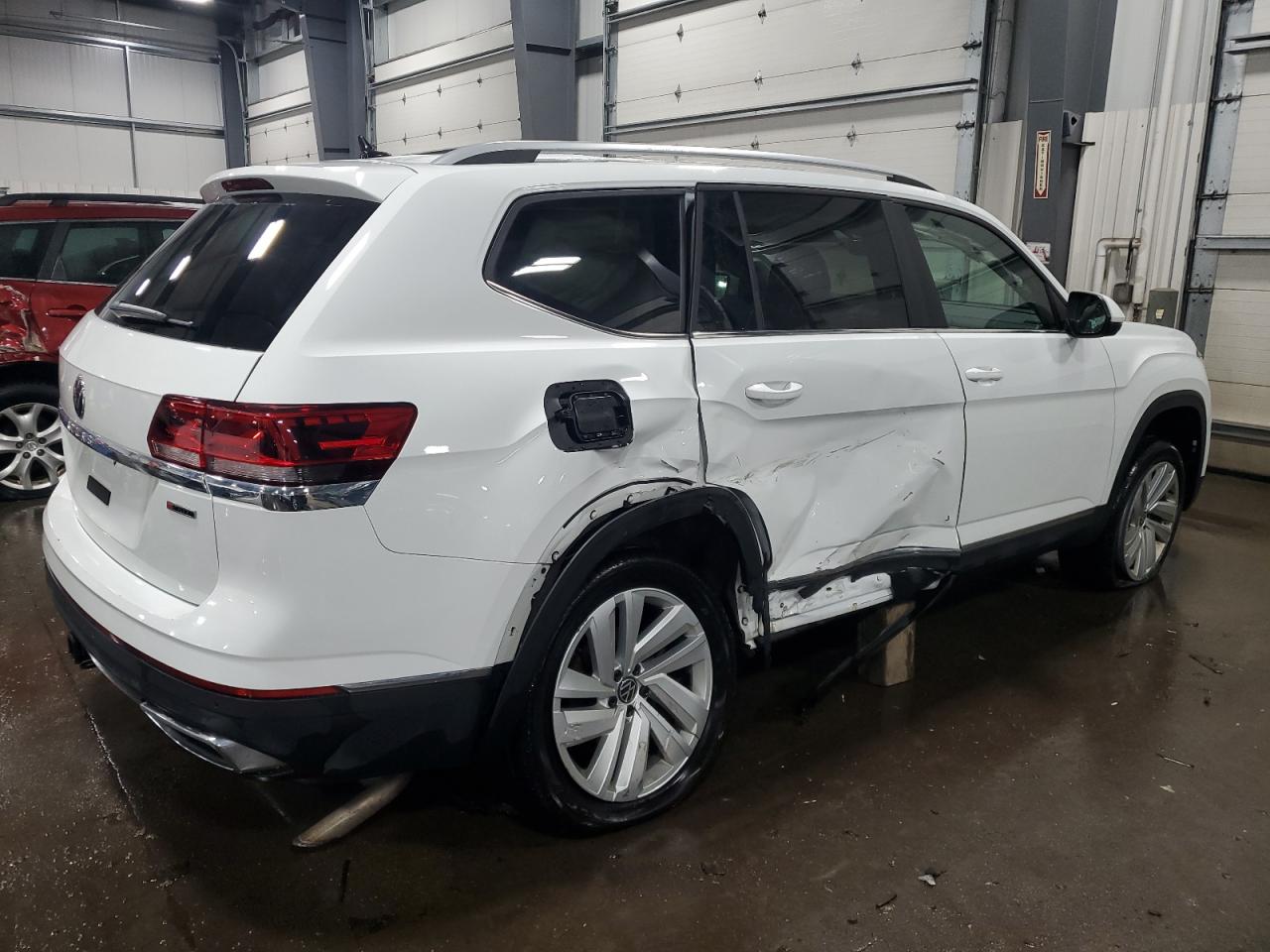 2021 Volkswagen Atlas - Image 3