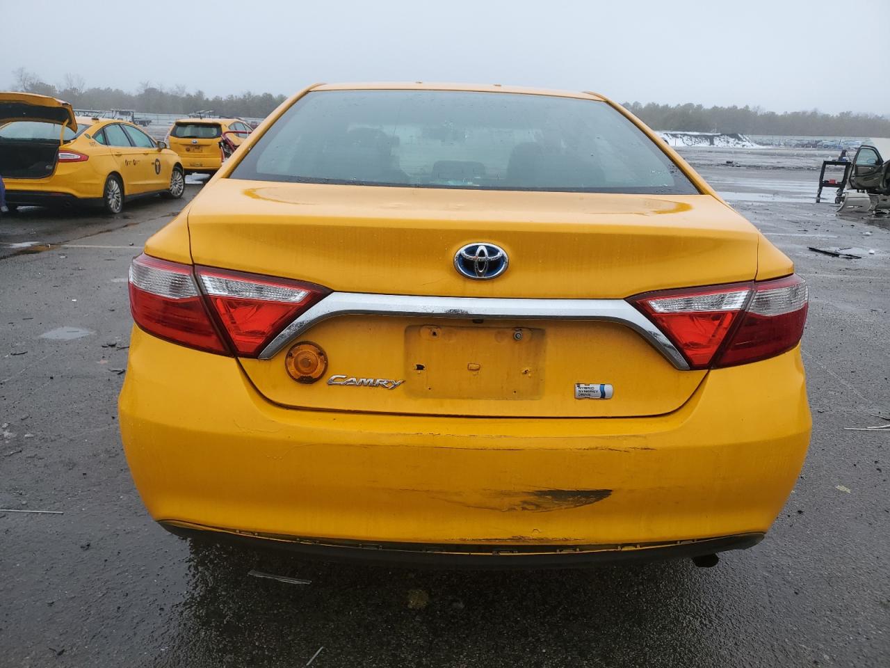 2015 Toyota Camry - Image 6