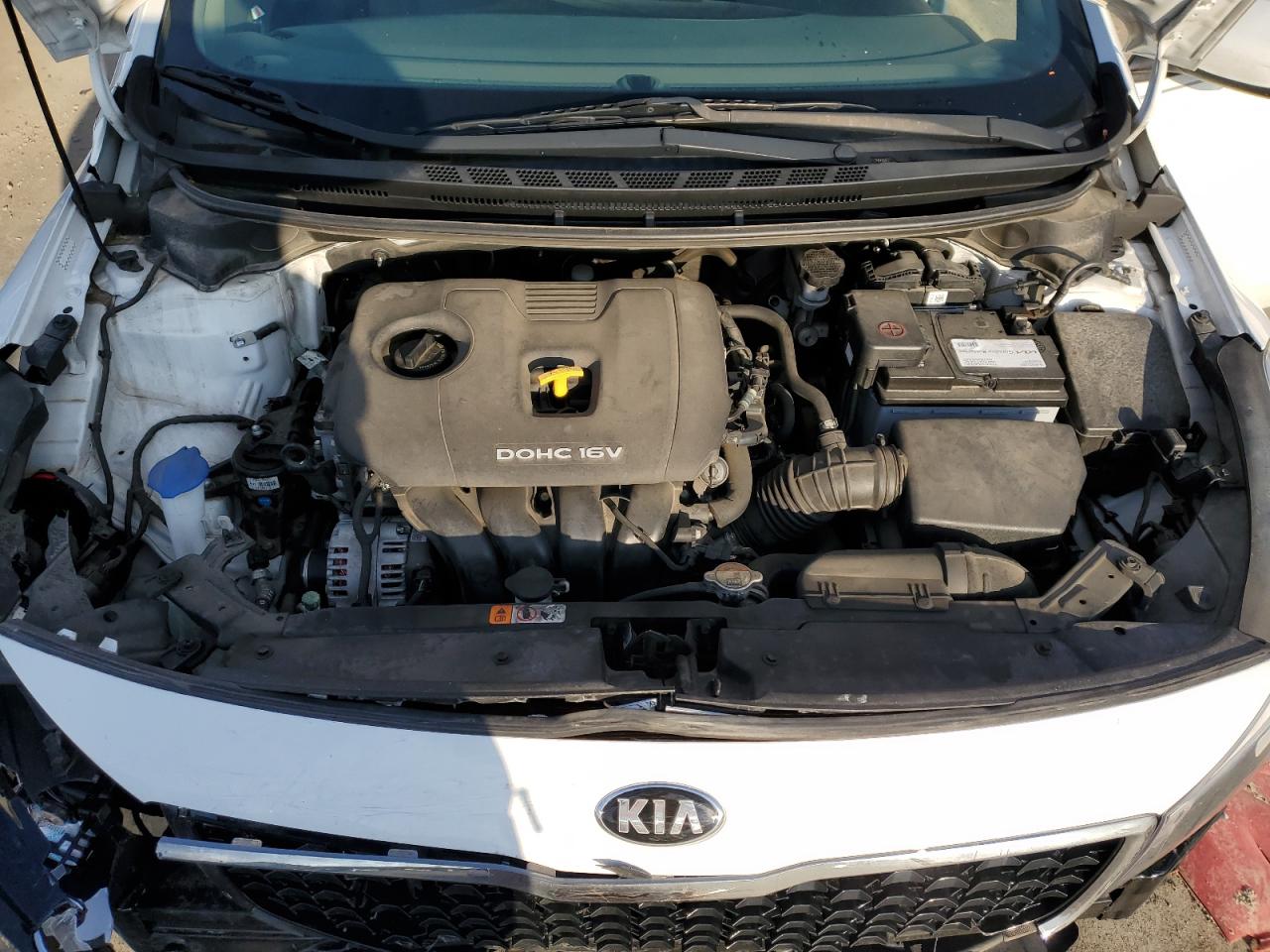 2017 Kia Forte - Image 12