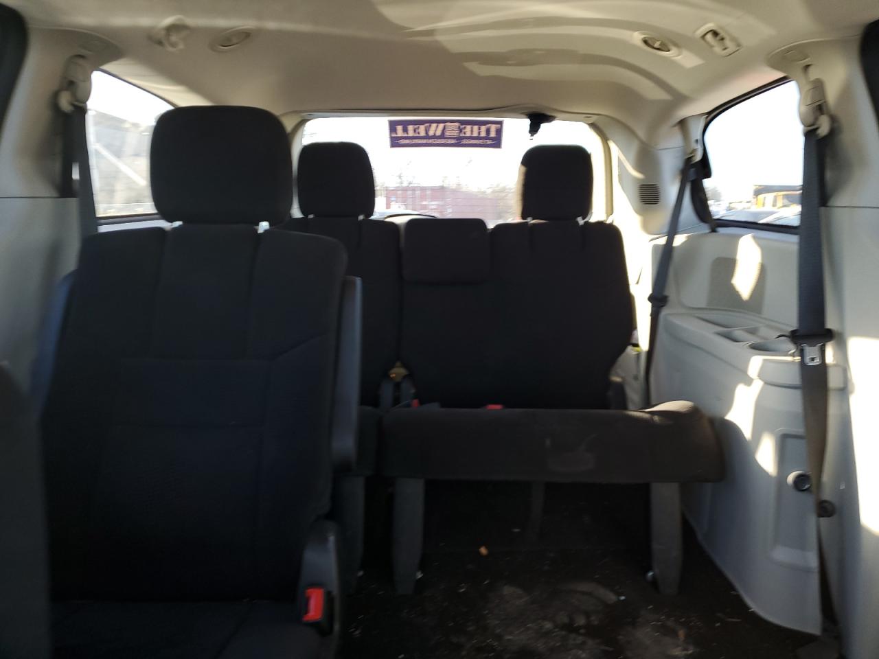 2013 Dodge Caravan - Image 10