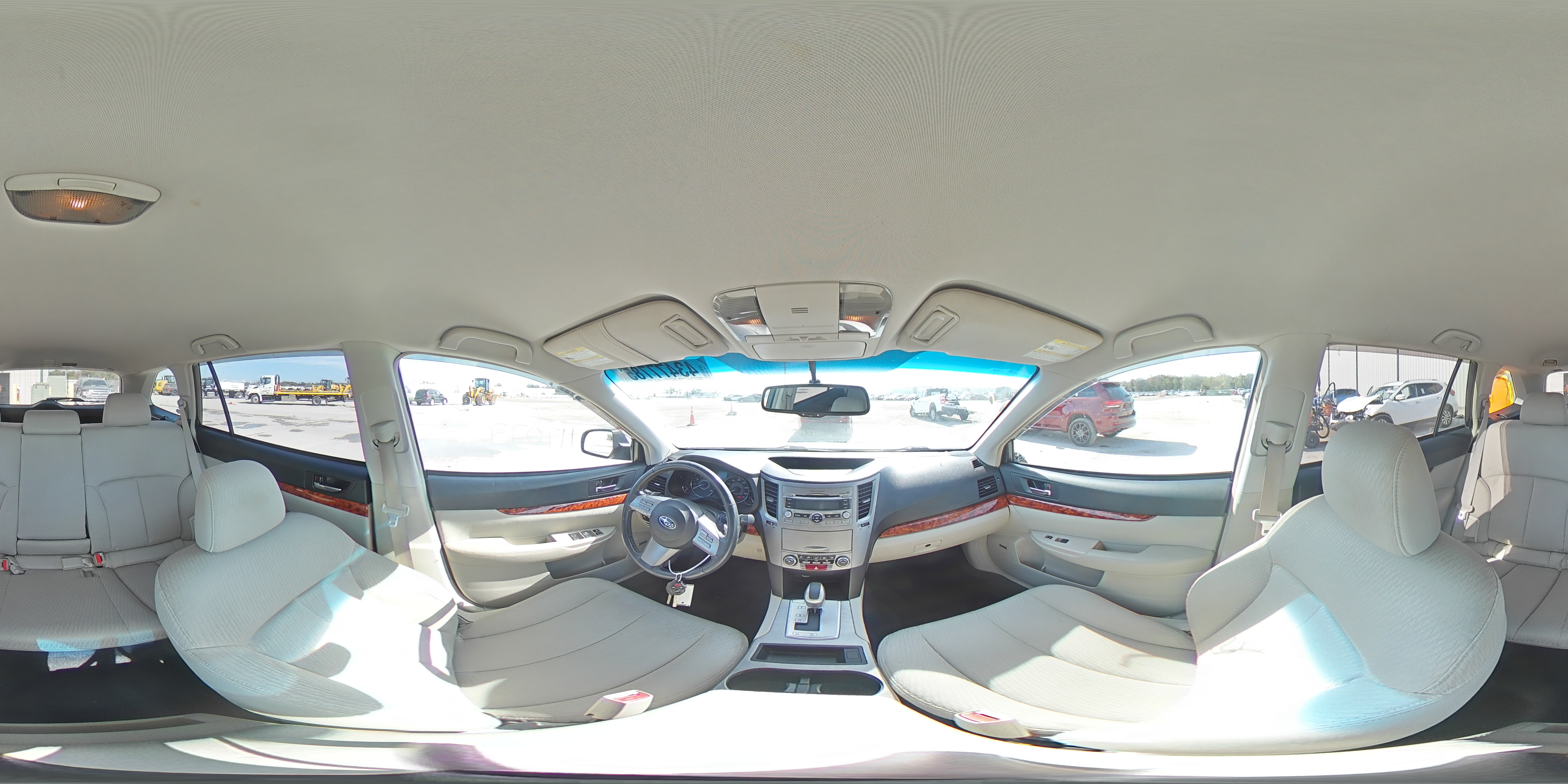 2010 Subaru Outback - Image 14