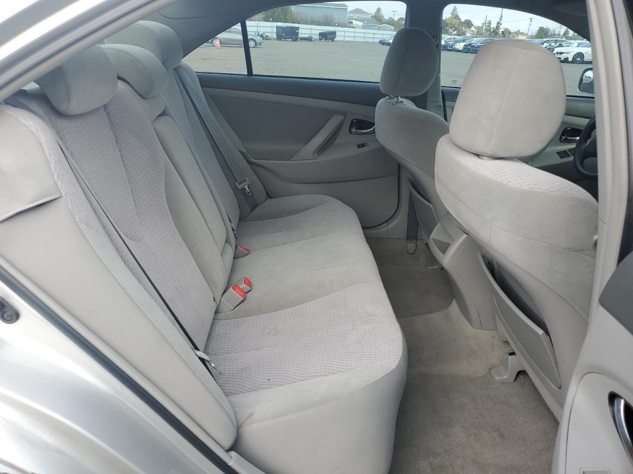 2010 Toyota Camry - Image 10