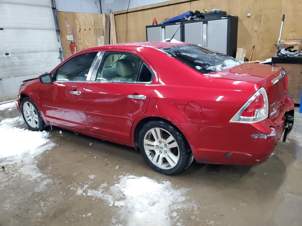 2009 Ford Fusion - Image 2
