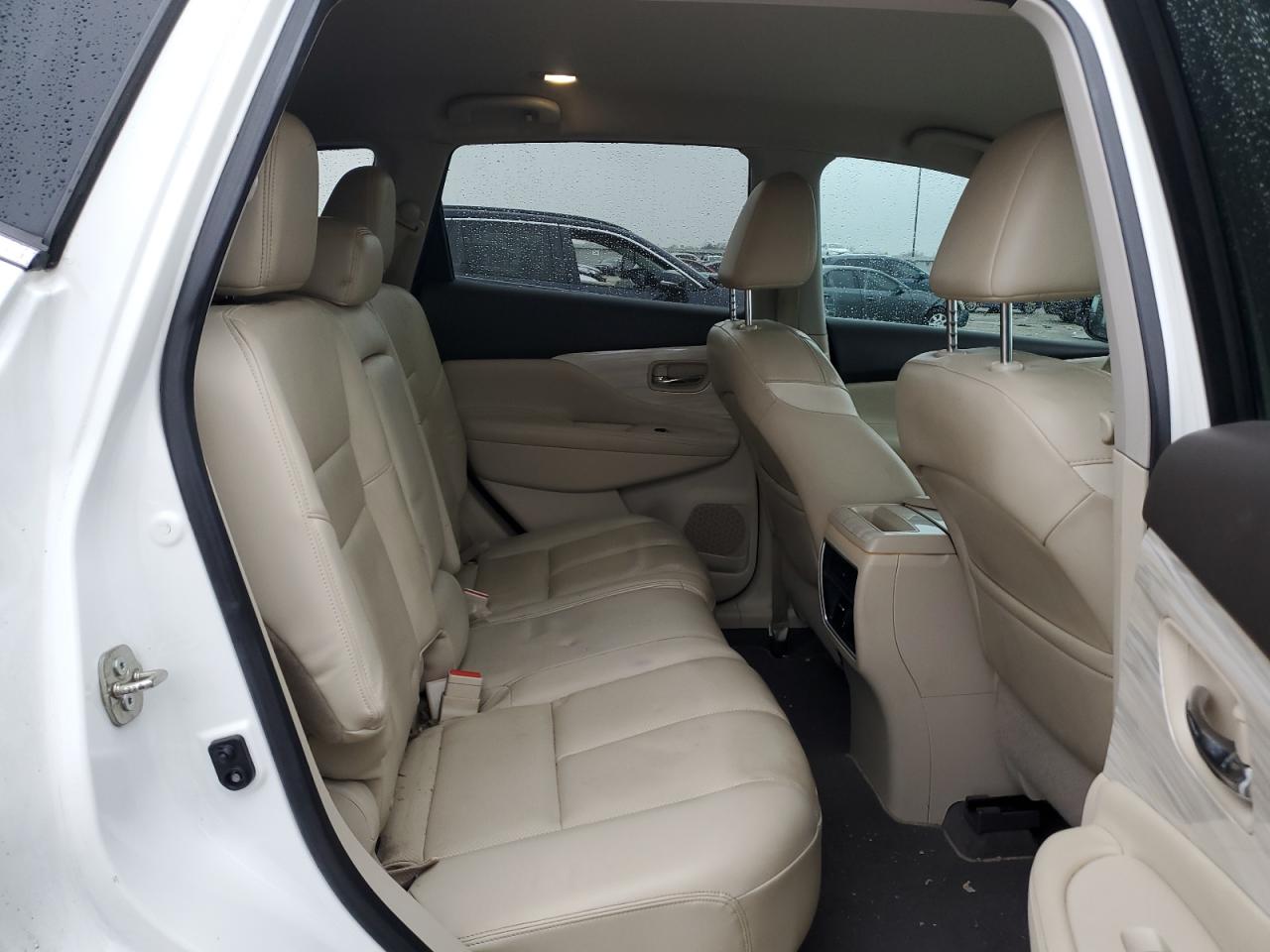 2016 Nissan Murano - Image 11
