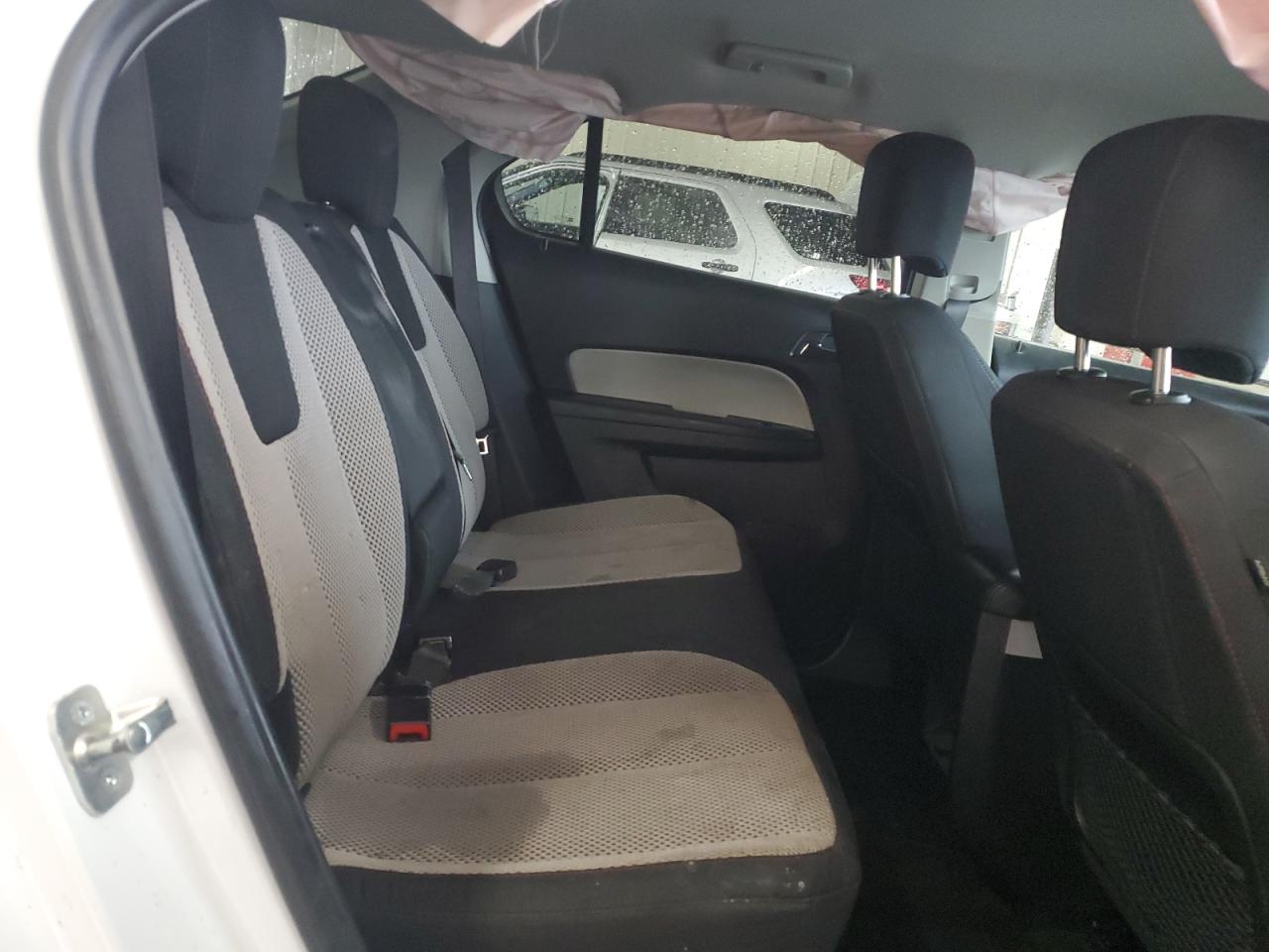 2016 Chevrolet Equinox - Image 11
