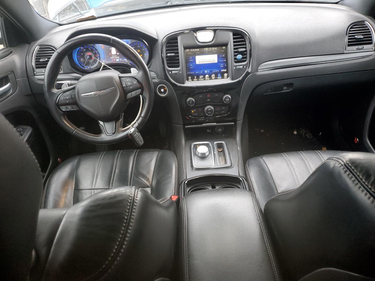 2015 Chrysler 300 - Image 8