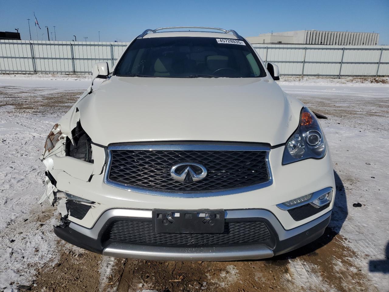 2017 Infiniti QX50 - Image 5
